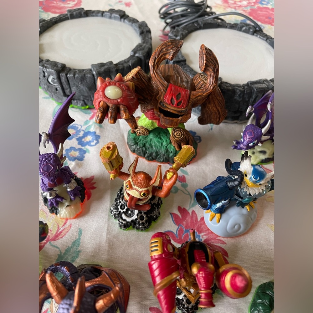 Skylander figures portals Spyro bundle - Picture 4 of 4